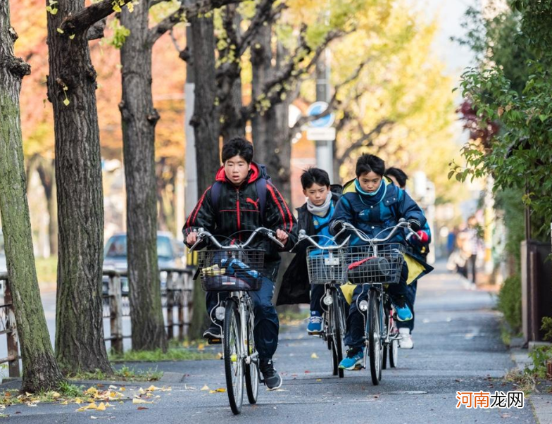 如果学生没天赋，家长不要让他过早上学，上幼儿园前增加他专注力