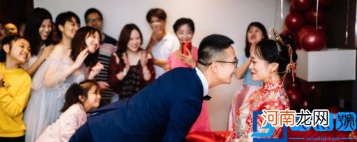 结婚婆婆穿什么颜色的衣服好 结婚婆婆穿什么颜色