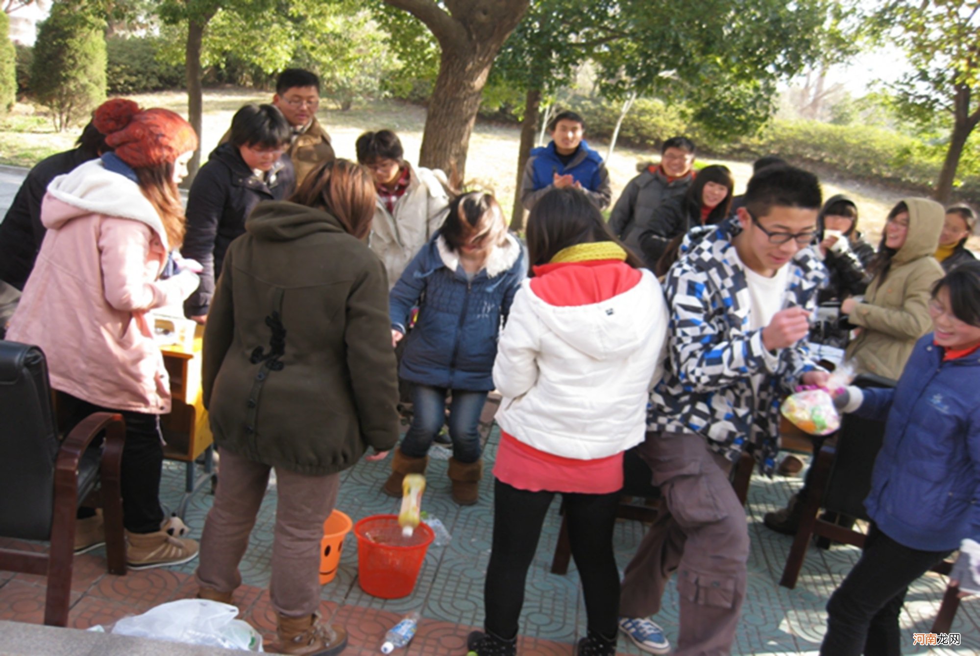 大学生晒出自己和父母的聊天记录，目的明确，看完叫人钦佩