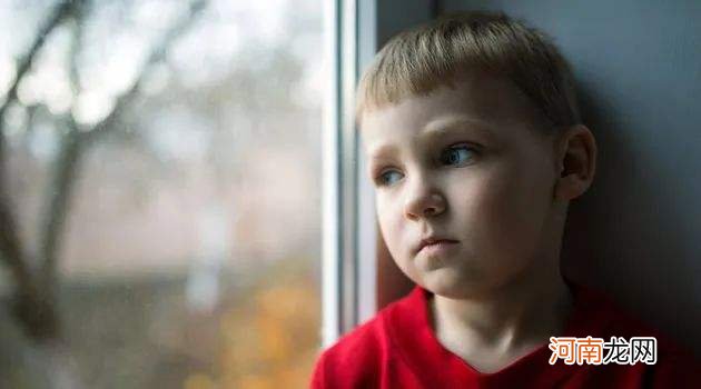 小男孩梦到爸爸死了是什么征兆 小孩子梦到爸爸死了