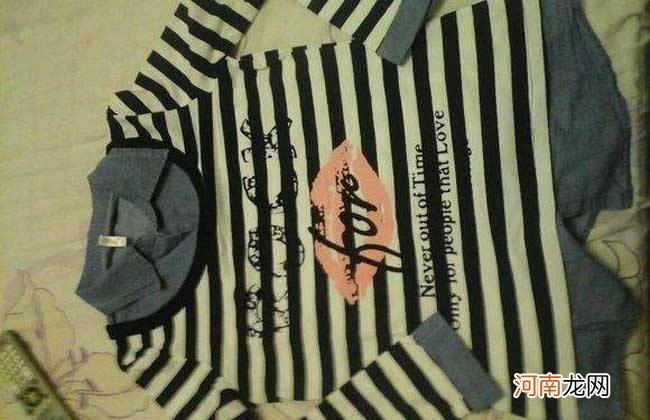 梦见给别人换衣服是什么意思 梦到和别人换衣服穿是什么意思