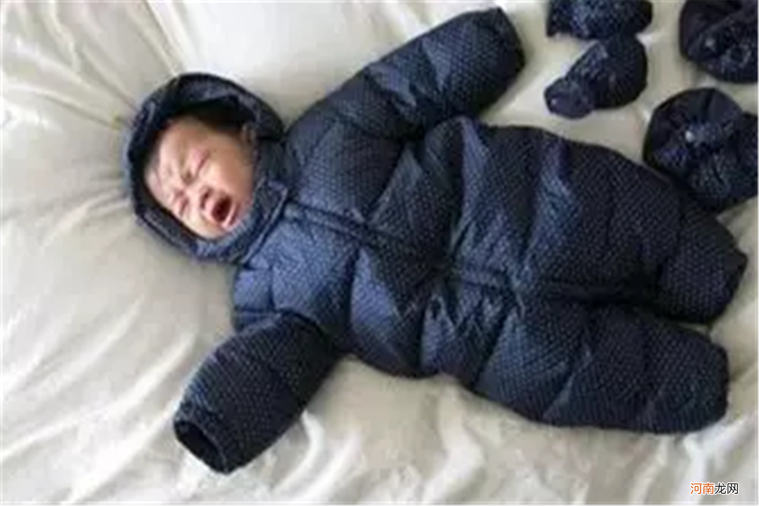 早晚温差大宝宝易着凉，掌握秋季穿衣法则，宝宝少生病妈妈更安心