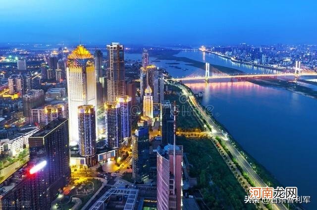 中国十大旅游热门城市 中国十大最佳旅游城市