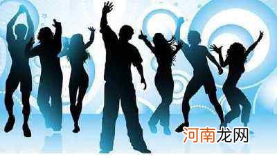 年轻人自己创业 年轻人自己创业开美发店致富的新闻