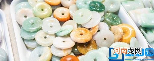 什么是蜡皮翡翠 蜡皮翡翠怎么样