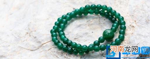 什么是翡翠白冰种 翡翠白冰种是什么意思