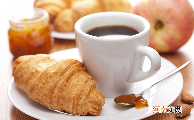 喝咖啡加什么牛奶好 咖啡加牛奶好不好