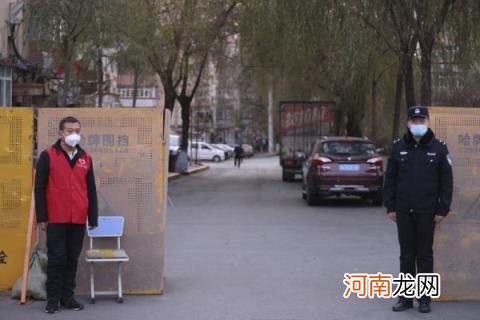 有小车怎么赚钱不跑滴滴( 利用自己小车赚钱回来的窍门)