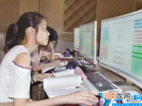 文科女生就业方向前景 有哪些适合女生选就业前景好的专业