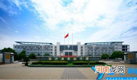 宁波最好的重点高中最新排名 2022宁波的高中录取分数线一览表