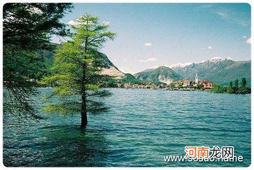 周公解梦梦见大风 周公解梦梦见大风把门吹倒