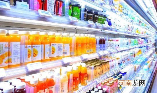 对比了30款主流饮料，超五成使用化学防腐剂，可口可乐还在配方上区别对待！