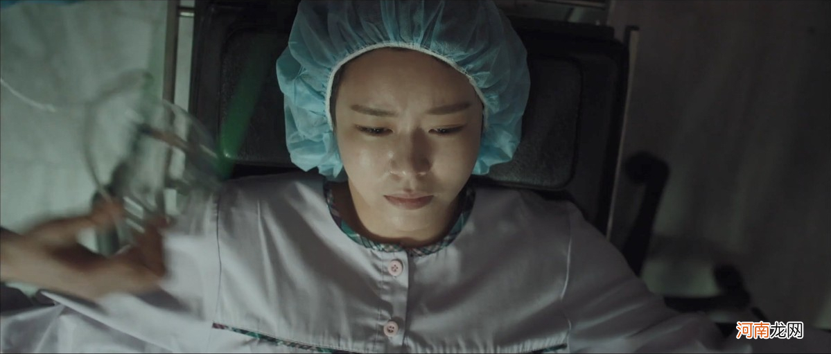 韩剧《窥探》：崔洪珠真的堕胎了吗？突然跳跃的一年，存下了悬念