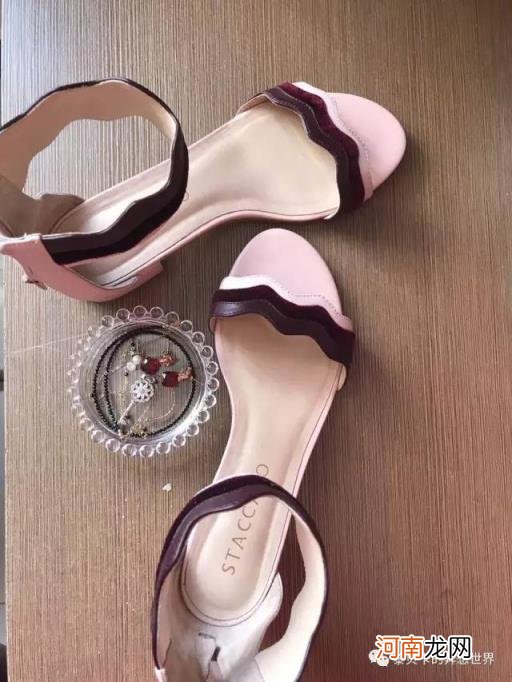 今年的爆款女鞋，适合夏天穿的爆款鞋？
