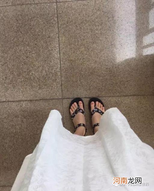 今年的爆款女鞋，适合夏天穿的爆款鞋？