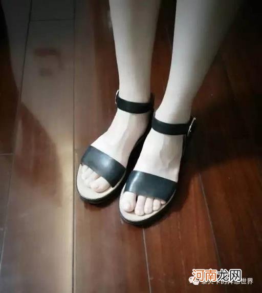 今年的爆款女鞋，适合夏天穿的爆款鞋？