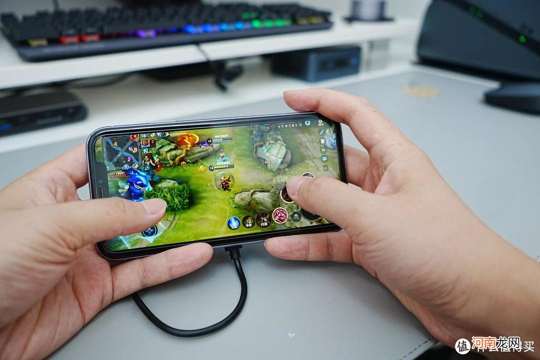 送什么礼物给女朋友实用 送朋友礼物送什么好呢女生