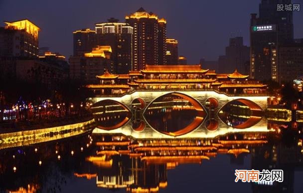 背后原因让人意外 台湾歌手萧敬腾称已常居成都