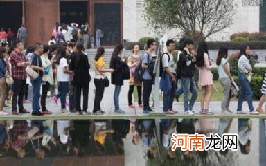 偷过人就逃不过这6种表现 女人偷过人的脸部有什么特征