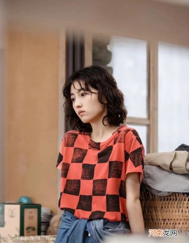 4款让发量翻倍的发型 女生头发少的发型图片