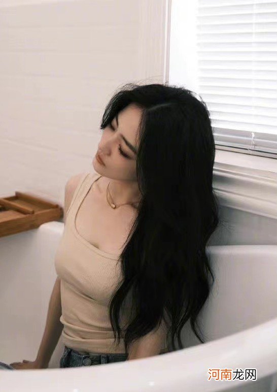 4款让发量翻倍的发型 女生头发少的发型图片