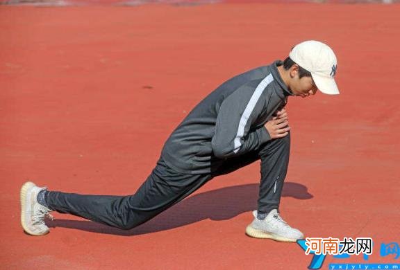 跑前注意事项 中考1000米满分多少时间