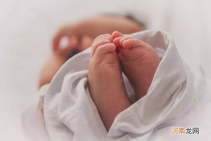 刚出的婴儿该怎么护理？这八大注意事项，值得每个新手父母重视