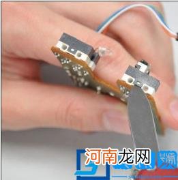 电脑鼠标拆卸组装教程图解鼠标的拆解过程 鼠标怎么拆开清理