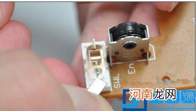 电脑鼠标拆卸组装教程图解鼠标的拆解过程 鼠标怎么拆开清理
