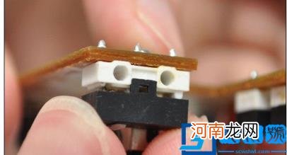 电脑鼠标拆卸组装教程图解鼠标的拆解过程 鼠标怎么拆开清理