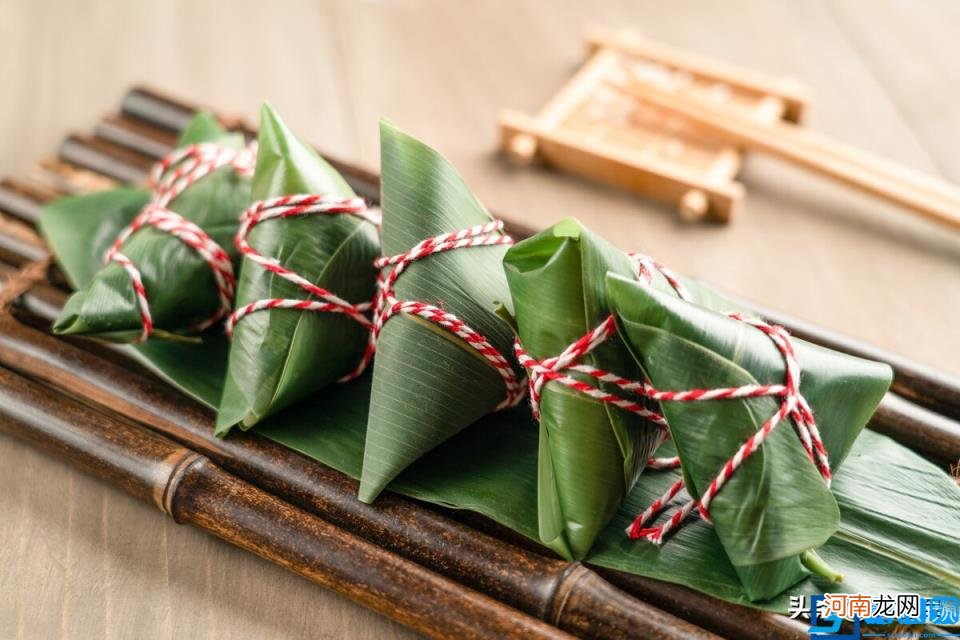 新鲜粽子要煮的时间 生粽子蒸多久能熟