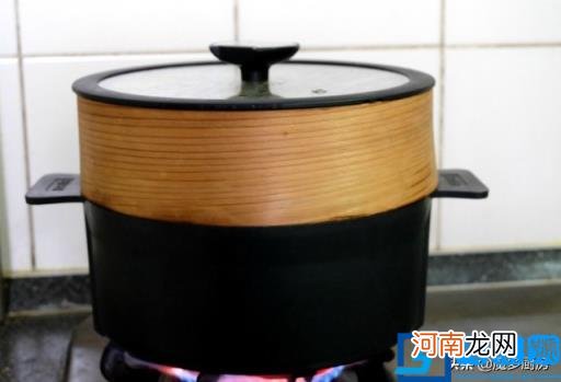 新手螃蟹的吃法剥法图解 大闸蟹怎么吃才正确