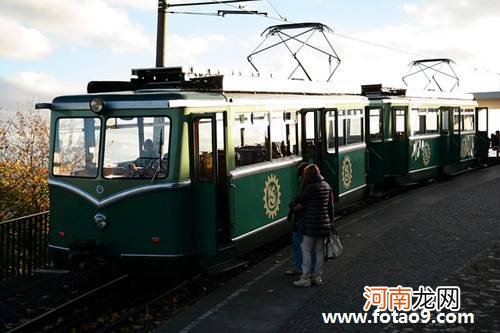 周公解梦小孩 周公解梦小孩吃自己的奶