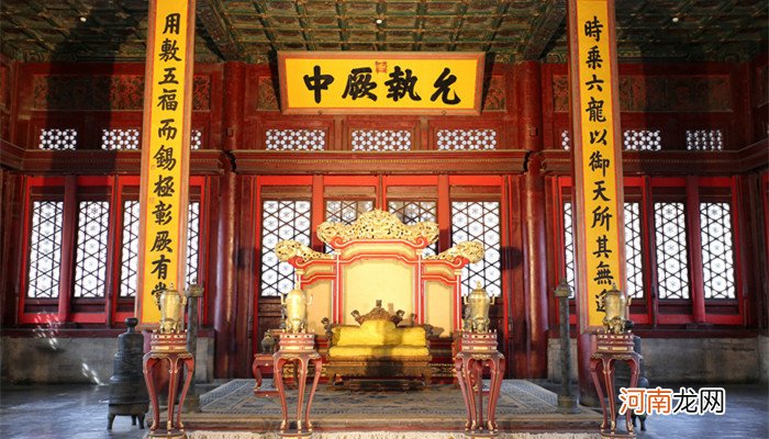 故宫建成于哪个朝代 故宫建成于什么时候