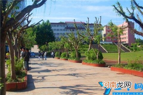 江苏沛县中学上榜第一现代化学校 徐州十大高中排行榜