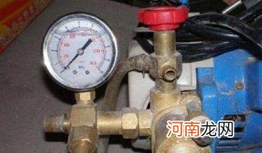 水管试压多少在合格范围 水管打压12公斤是几个压