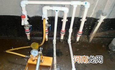 水管试压多少在合格范围 水管打压12公斤是几个压