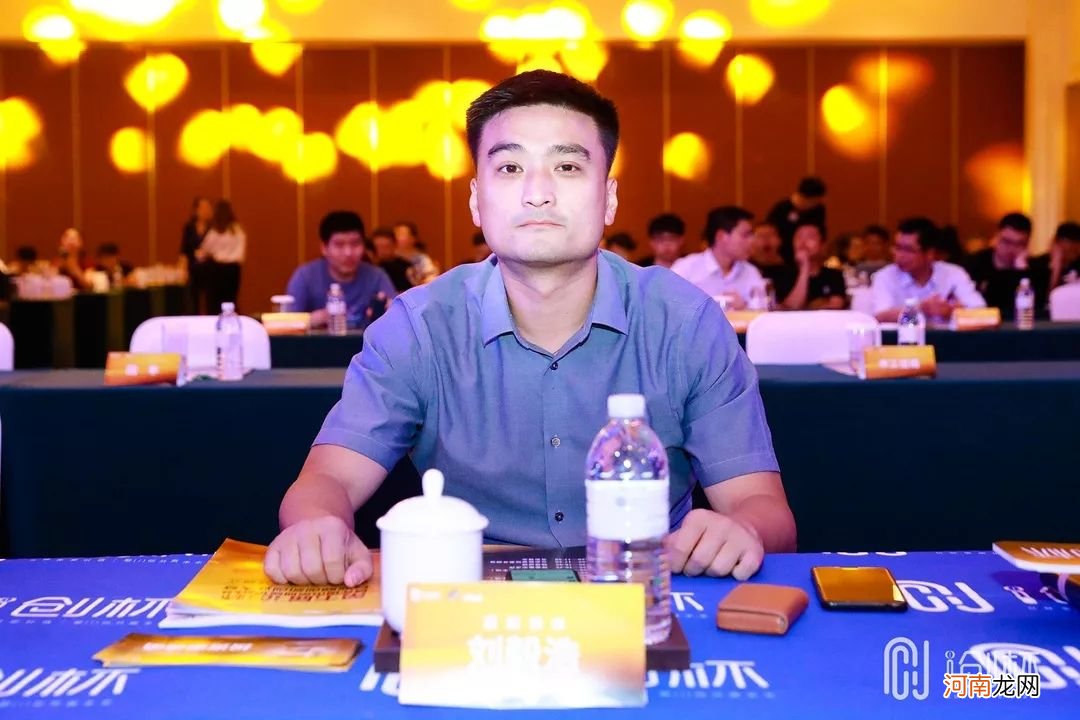 包含创业者登录龙爱下载的词条