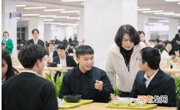 孩子对学习没兴趣怎么办？带他到这三个地方走走，比说教管用多了