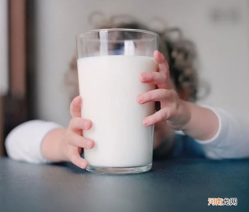 这种“牛奶”不要再给宝宝喝了！好牛奶应该这样选！