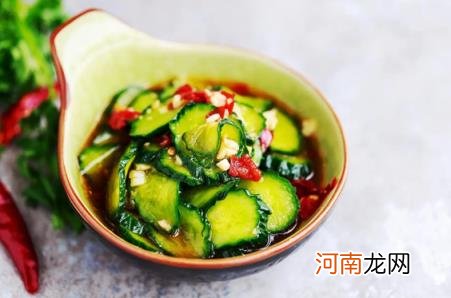 凉拌黄瓜中午没吃完晚上还能吃吗 中午的凉拌黄瓜下午可以吃吗