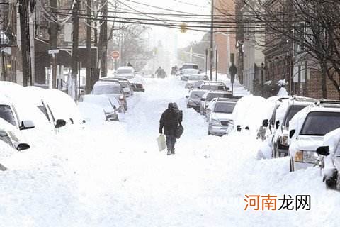 包含周公解梦梦见下雪的词条
