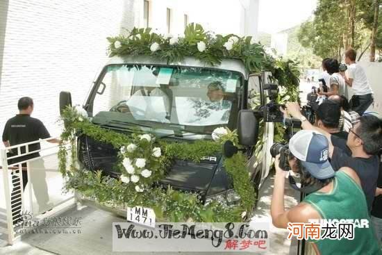 做梦梦到死去的亲人是什么意思呀 做梦梦到死去的亲人啥意思