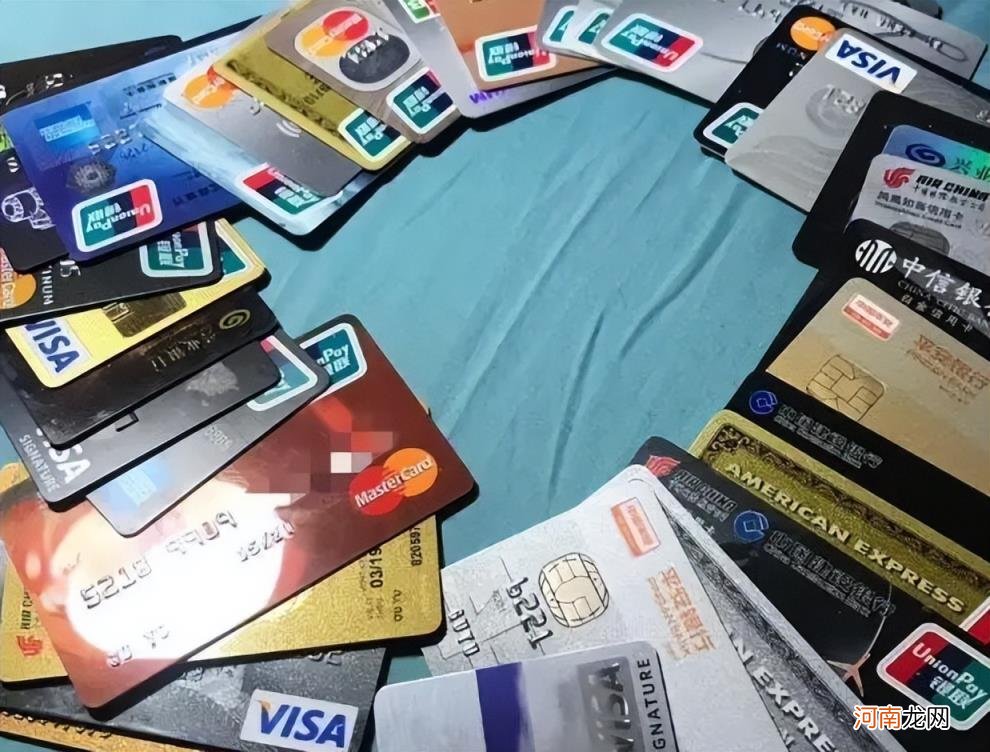 信用卡没到还款日期还款了会怎样 信用卡按时还款有利息吗