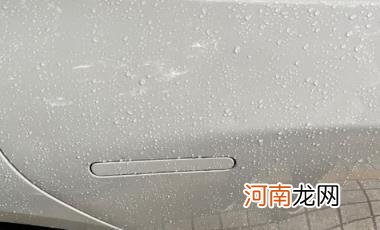 小鹏P7门把手不回弹怎么办 小鹏P7把手收不回去怎么回事