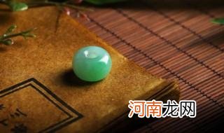 什么是糯种翡翠 翡翠的儒是什么