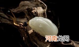 翡翠貔貅有三种颜色 翡翠貔貅选什么颜色的好处