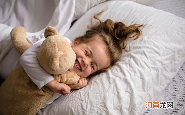 来自权威专家的建议：孩子分床睡有“最佳时间”，过早过晚都不好