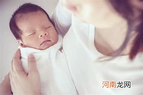 同是母乳喂养，为什么有人瘦成一道闪电，有人变成小胖墩？