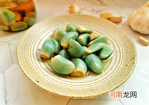 吃腊八蒜可以吃虾吗